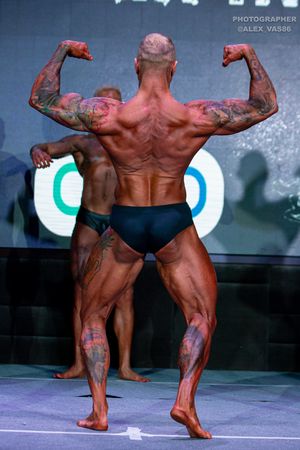 CLASSIC PHYSIQUE НОВИЧКИ
